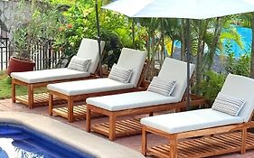 Hotel Villas Ema
